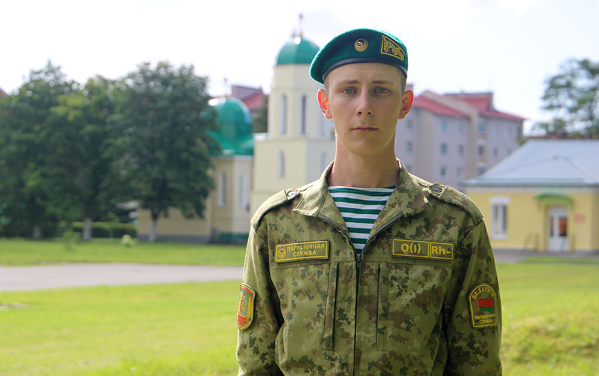 О службе в Лидском пограничном отряде рассказал рядовой Никита Пасюк. О службе в Лидском пограничном отряде рассказал рядовой Никита Пасюк.