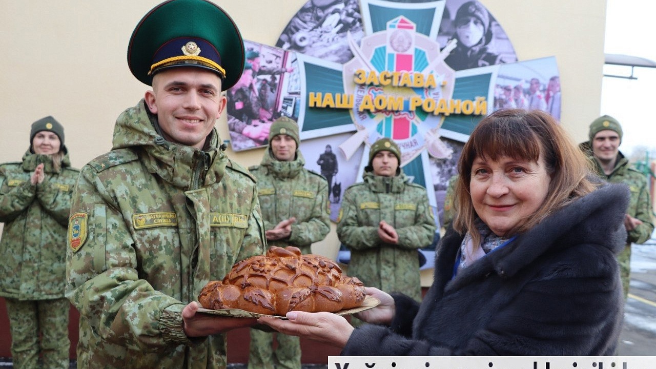 "Мамины пироги" прибыли на заставы