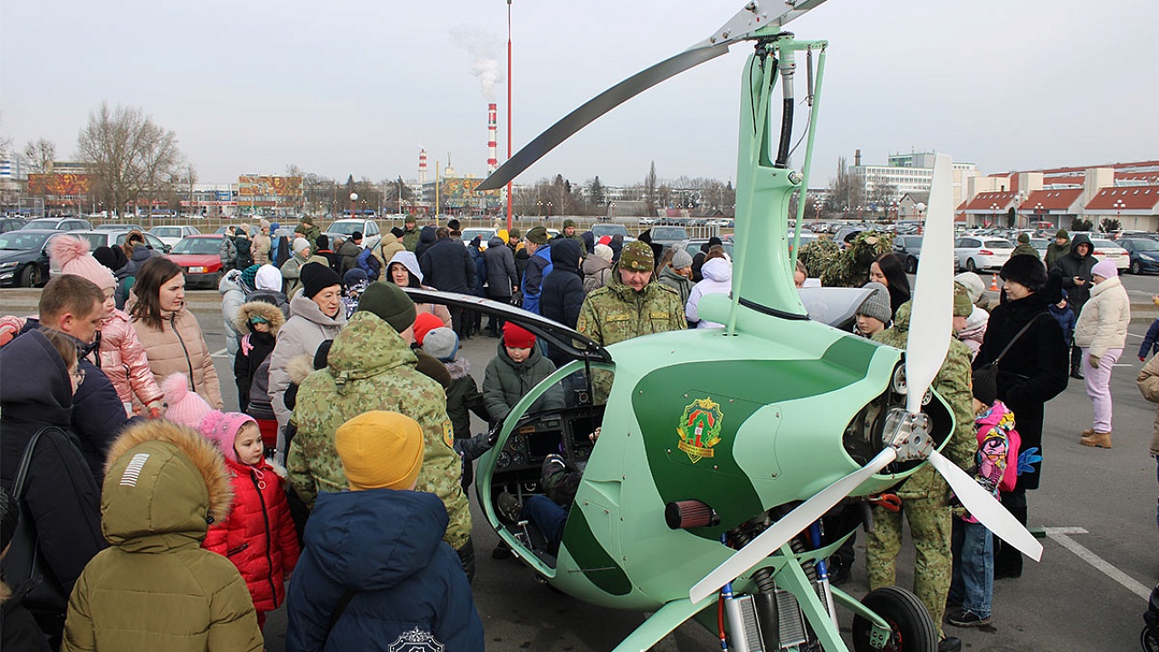 Брестские пограничники приняли участие в выставке техники и вооружения