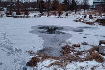 Сморгонский пограничник спас ребенка, который провалился под лед