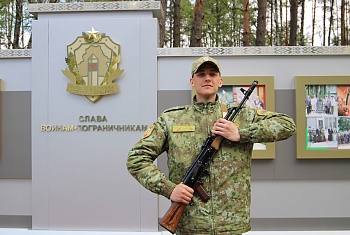 Актер театра, а сейчас пограничник-новобранец Денис Ефременко рассказал о службе в погранвойсках