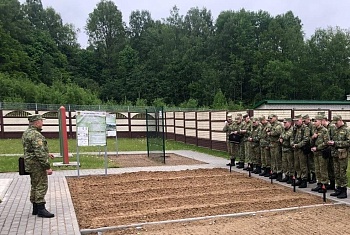 На участке Сморгонской пограничной группы в мае прошли сборы со старшими пограничных нарядов