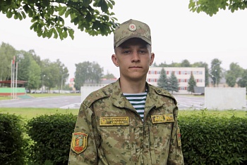 Гомельчанин Максим Голубаев проходит службу в Лидском погранотряде и добивается успехов на футбольном поле
