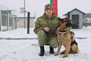 Минчанин рассказал, за что на границе получил знак «Удзельнік затрымання»