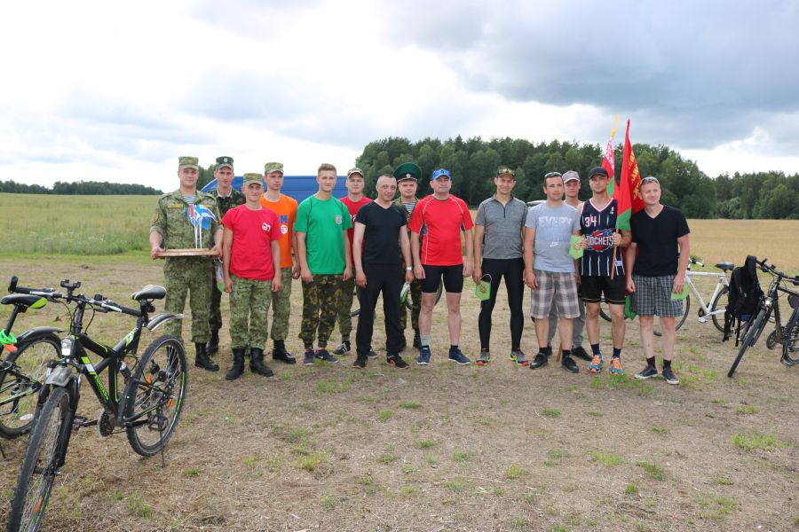 Лидские пограничники продолжили велодозор
