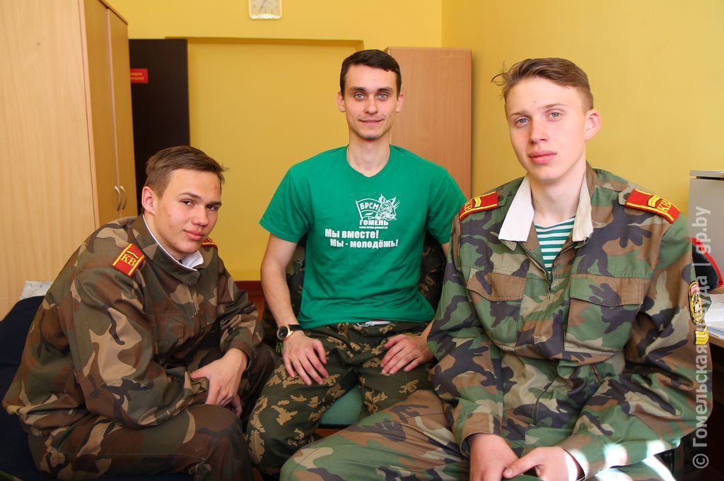 Гомельская пограничная группа провела акцию “День призывника”