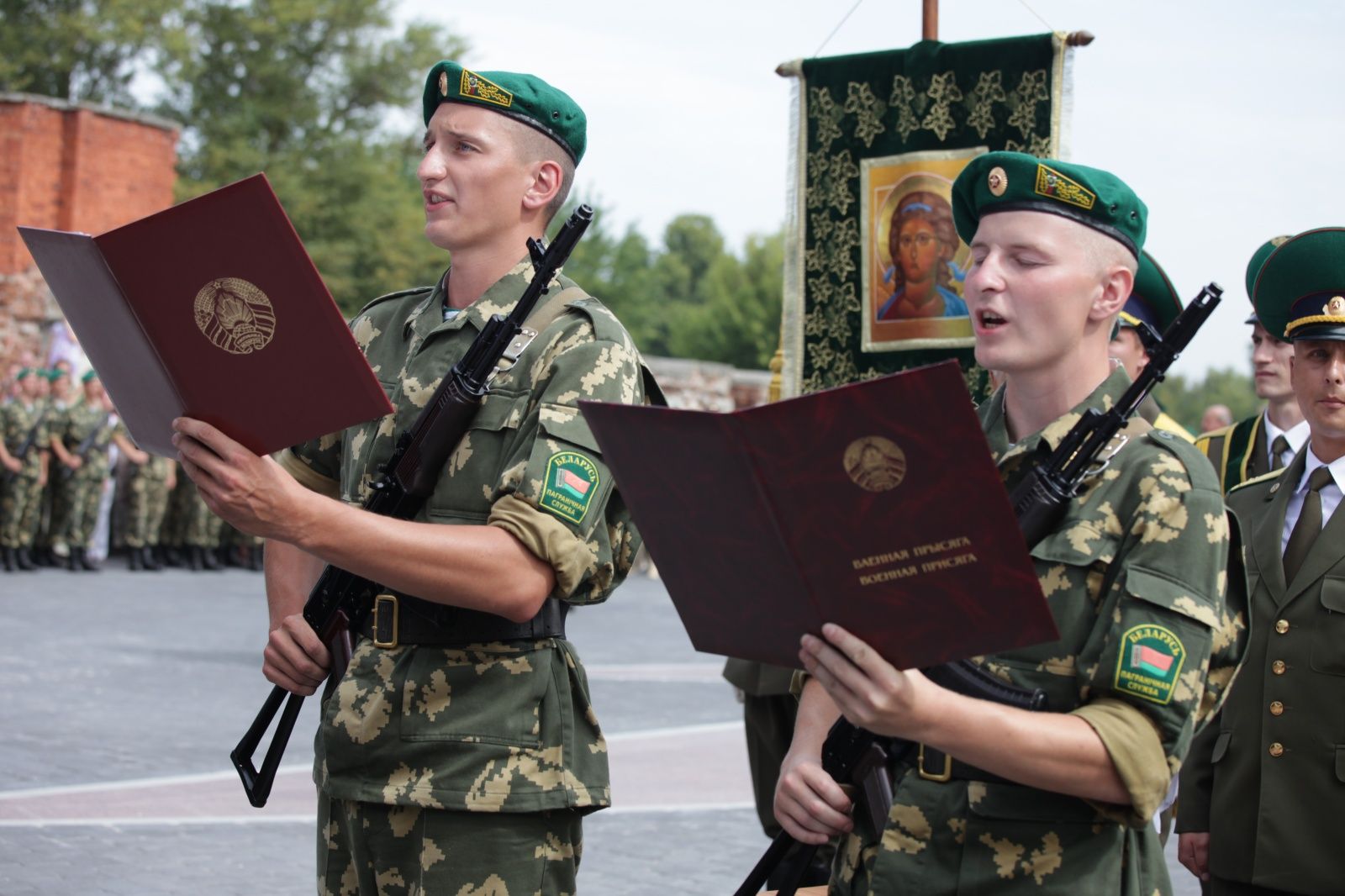 Служба в беларуси. Служба в пограничных войсках. Пограничник на присяге. Пограничная служба РБ. Пограничные войска Беларусь.