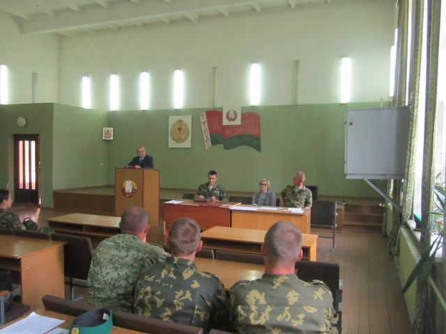 30 августа 2018 года на базе пограничной комендатуры «Опса» состоялось выездное собрание прапорщиков Полоцкого пограничного отряда с повесткой дня: «О повышении роли прапорщиков в выполнении задач по обеспечению пограничной безопасности. Профилактика корр