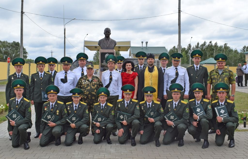 Офицерский корпус Гомельской пограничной группы пополнился молодыми лейтенантами
