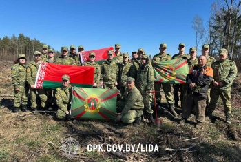 Каждый саженец — вклад в будущее: в Лидском погранотряде прошла масштабная акция по озеленению