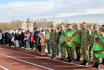 Сморгонские пограничники приняли участие в «Ошмянской весне»