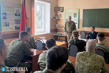Прокурор Щучинского района встретился с военнослужащими пограничного поста «Мотыли»
