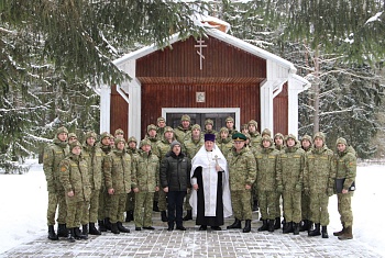 В храме Сморгонской пограничной группы прошел Рождественский молебен