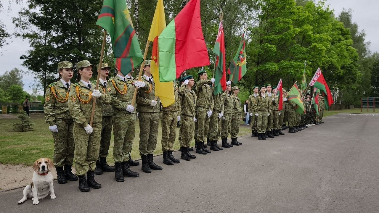 Слёт военно-патриотических клубов прошёл в Пинском пограничном отряде