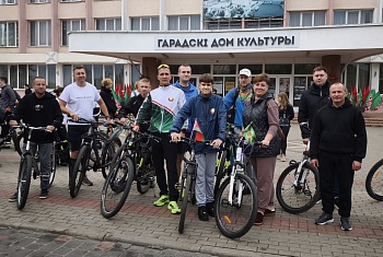 «В ритме единства»: вместе по центральным улицам Пинска
