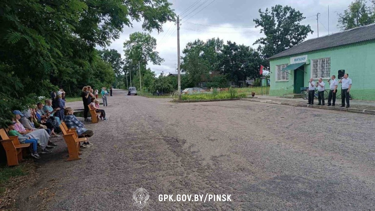 Пограничники встретились с жителями приграничья