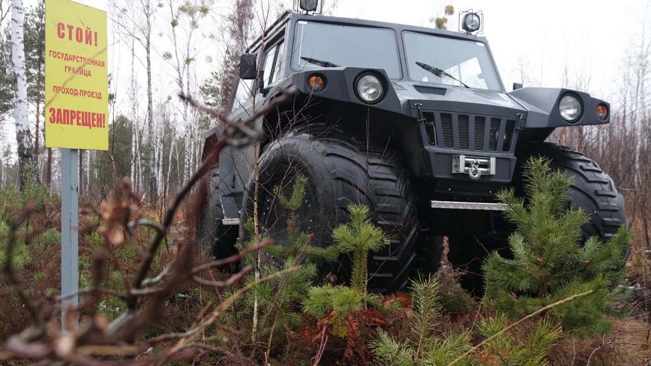Вторую годовщину образования отмечает Мозырский пограничный отряд