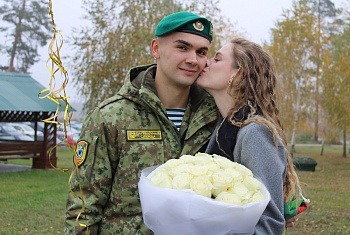 Под марш «Прощание славянки»