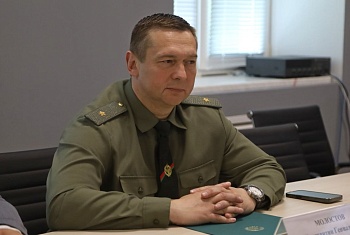 Председатель Госпогранкомитета вручил подарки "Юным друзьям пограничников" 