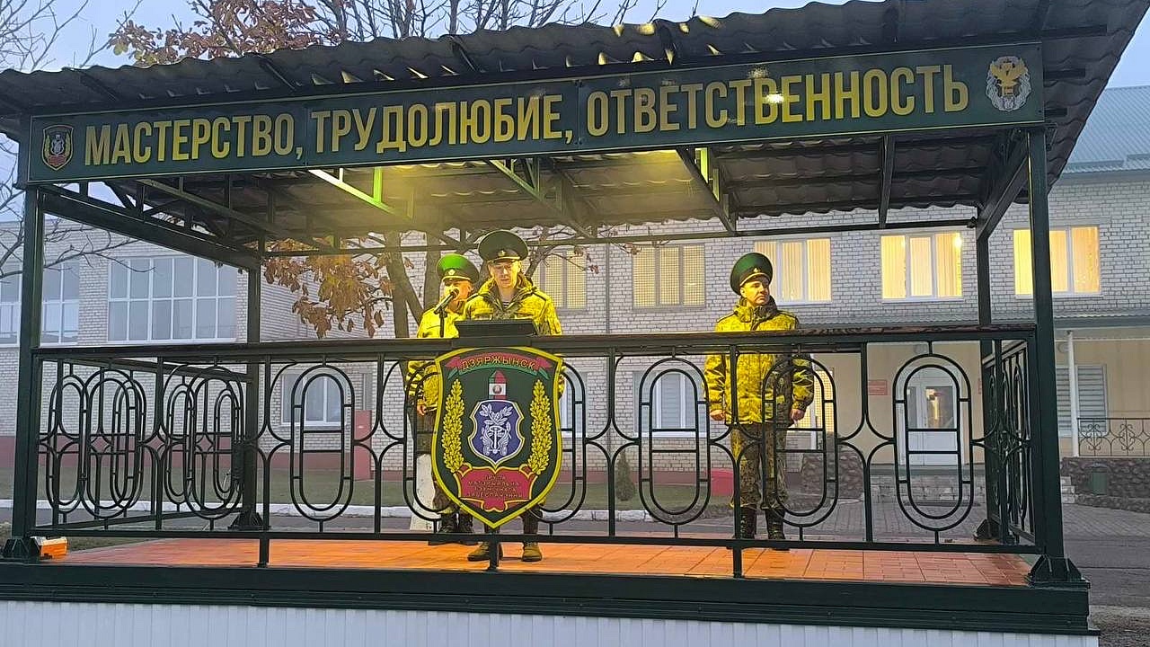 Личный состав государственного учреждения «Группа материально-технического обеспечения органов пограничной службы» принял участие в мероприятиях, приуроченных Дню Октябрьской революции