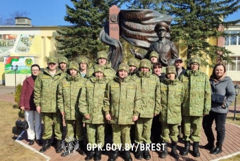 Юные патриоты из Бреста побывали в Институте пограничной службы