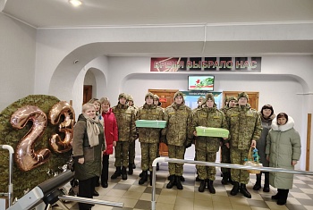 Войсковая части 1463 в центре событий: как военнослужащие и молодежь Дзержинского района отметили День защитников Отечества