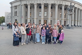 Полоцкие пограничники посетили столичный цирк