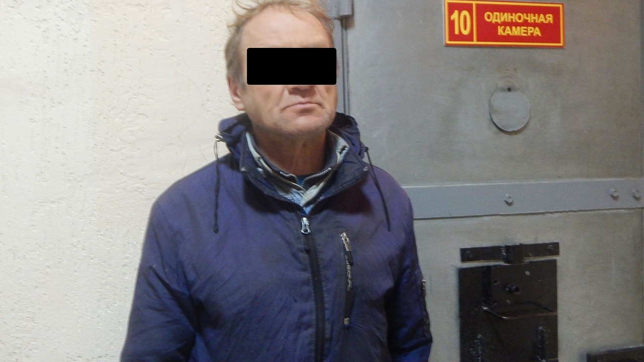 НЕ В ПОЛЬШУ, А В ИЗОЛЯТОР...