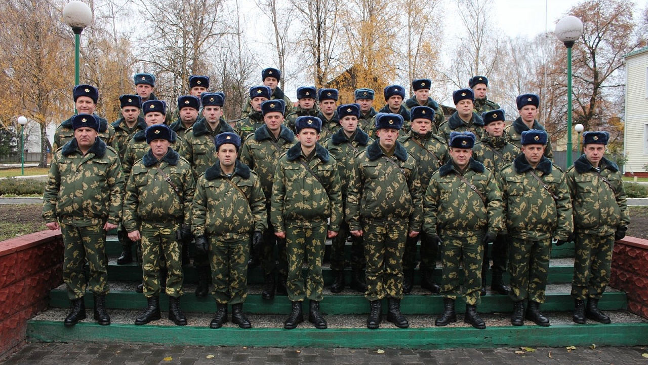 Пограничные войсковые части. Пинский пограничный отряд. ВЧ 1235. Пинск погранвойска. В Ч 1235 Пинск.