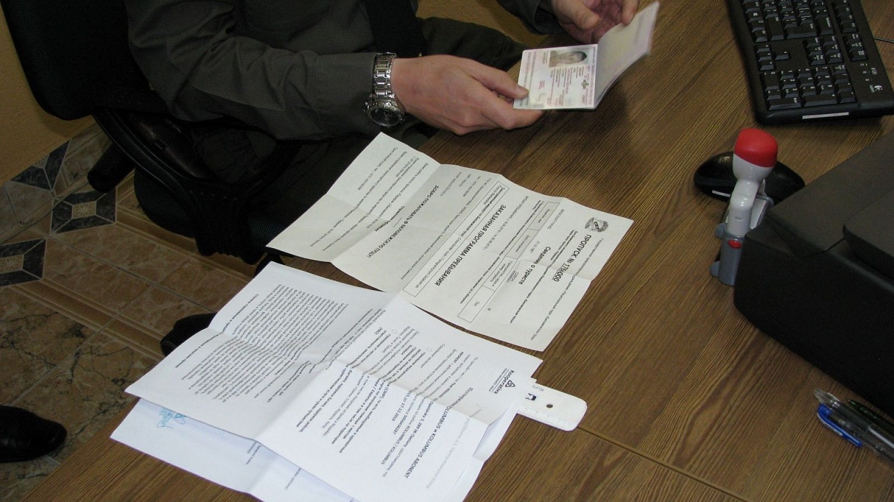 Пограничный контроль требует от граждан ответственного и бережного отношения к своим документам