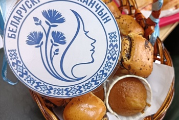 «РОДНЫЕ РУКИ ДЛЯ РОДНОЙ АРМИИ»: В ГРУППЕ СВЯЗИ И ОБЕСПЕЧЕНИЯ ПРОШЁЛ ТРОГАТЕЛЬНЫЙ ПРАЗДНИК В ЧЕСТЬ ЗАЩИТНИКОВ ОТЕЧЕСТВА.  АКЦИЯ «МАМИНЫ ПИРОГИ» ПРИБЫЛА К ПОГРАНИЧНИКАМ