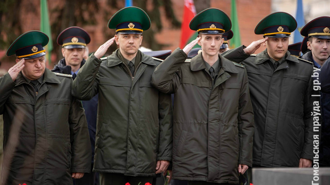 Защищали город до последнего