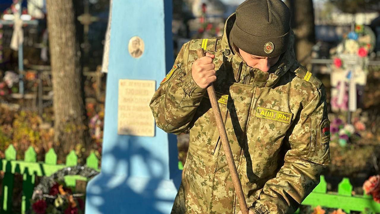 Память о героях жива в традициях поколений