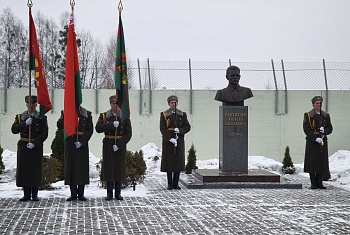 На заставе «Дивин» стартовала патриотическая акция «Чтим и помним!»