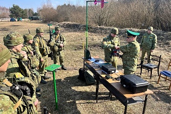 В Пинском погранотряде прошли сборы со старшими пограничных нарядов