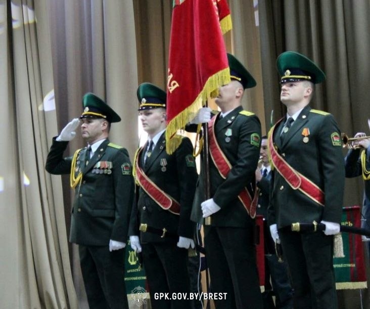 «Дело чести - быть достойными продолжателями традиций»: Брестская пограничная группа отметила 82-ю годовщину