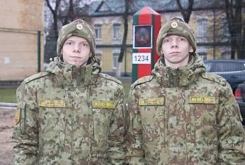В лидском погранотряде несут службу братья-двойняшки из Ошмянского района