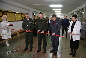 В Гродненской гимназии имени героя-пограничника Феодосия Кириченко открылся военно-исторический музей 