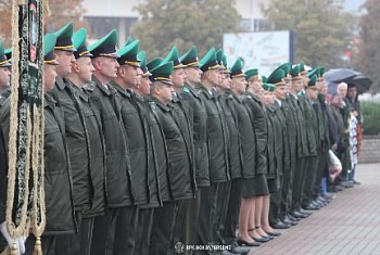 Торжественный митинг в честь 80-летнего юбилея