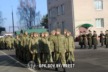 В Брестской пограничной группе торжественно отметили День Конституции Республики Беларусь