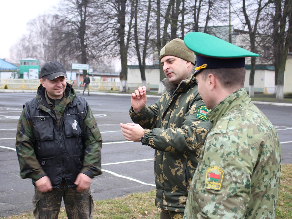 Пинский пограничный отряд руководство