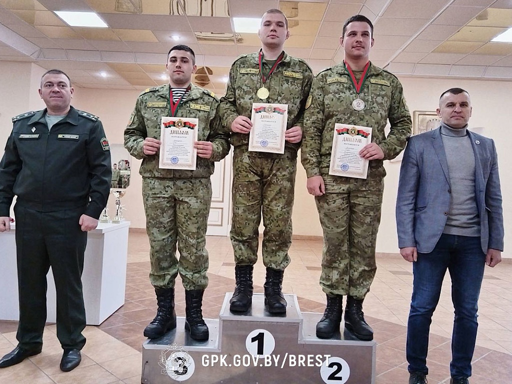 Брестские пограничники стали бронзовыми призерами на чемпионате органов  пограничной службы по самбо