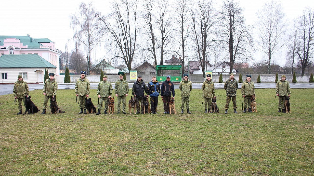 Пинский пограничный отряд руководство