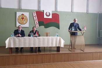 Глава Администрации Президента Республики Беларусь встретился с полоцкими пограничниками